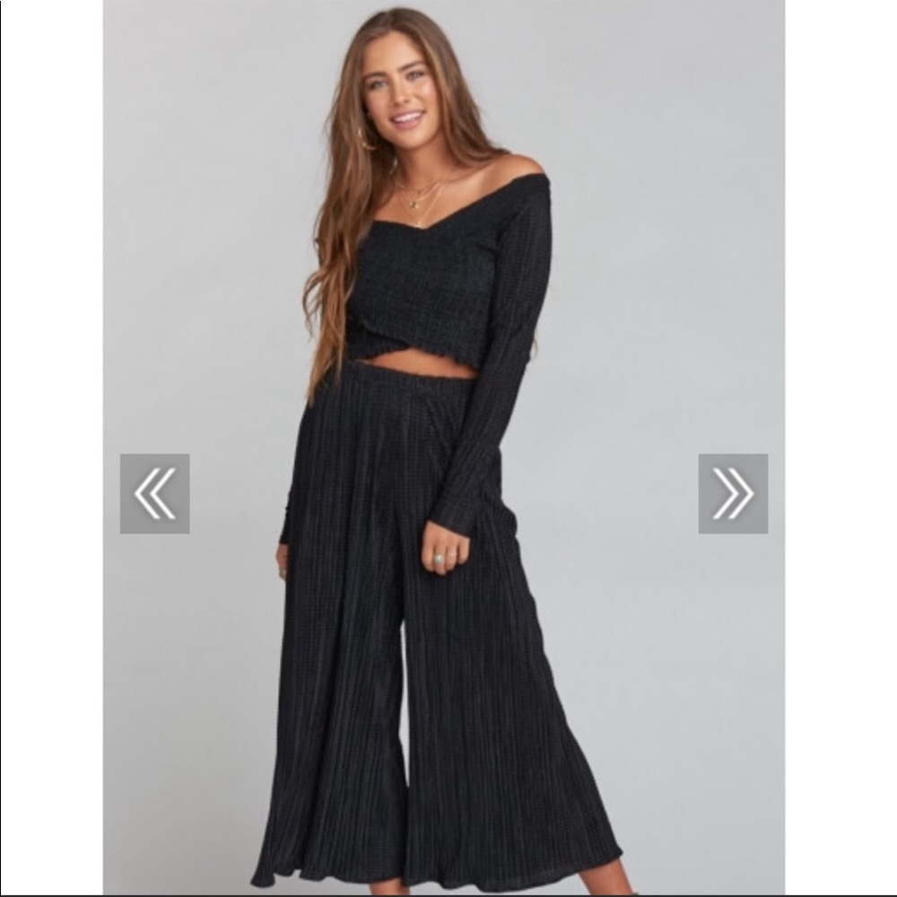 Show me your mumu black Connie top